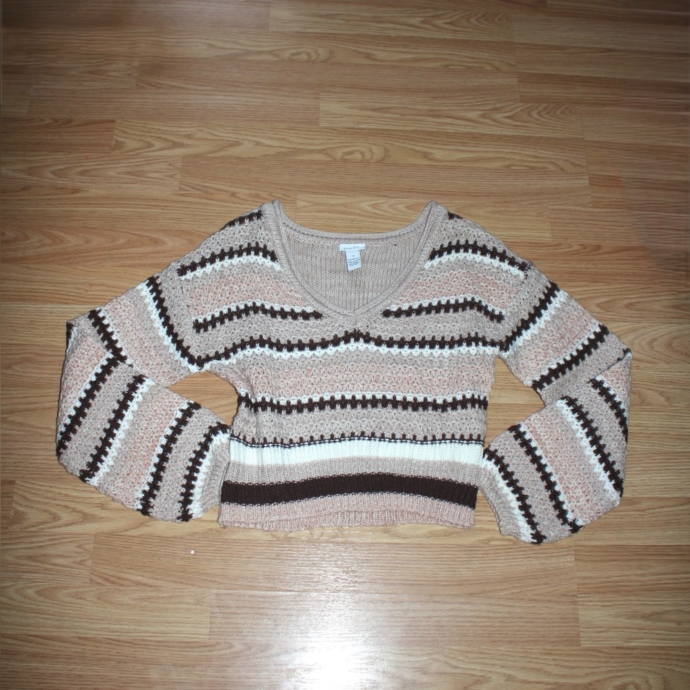 Rue21 Striped V-Neck Sweater in Beige, Brown, Cream